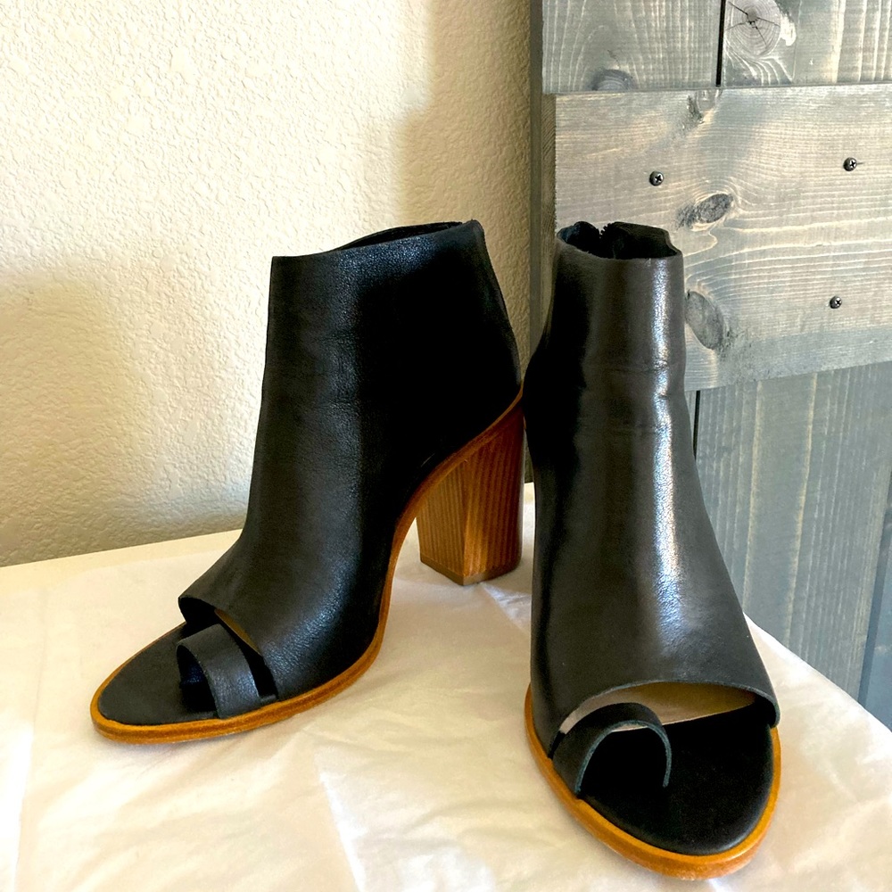 LOEFFLER RANDALL GIGI Open Toe Bootie